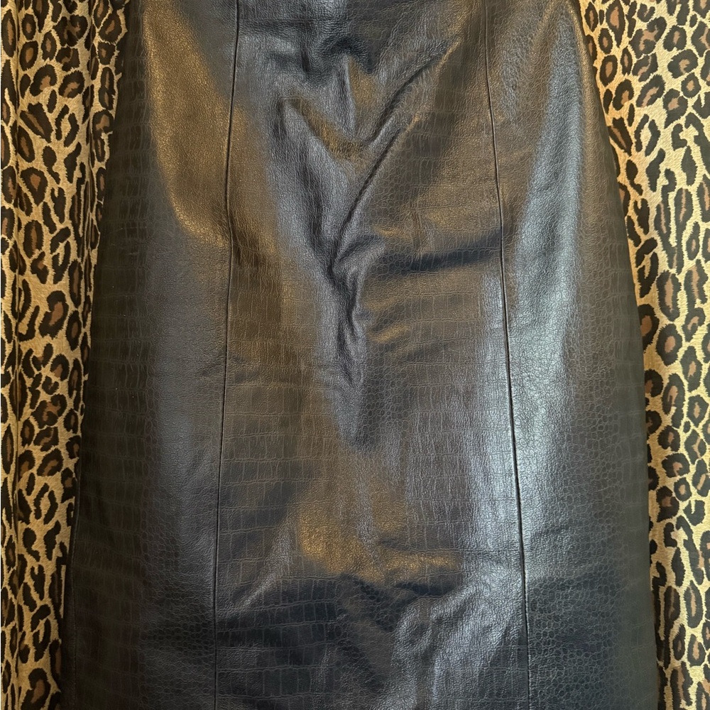 R2 Black Textured Leather Pencil Skirt